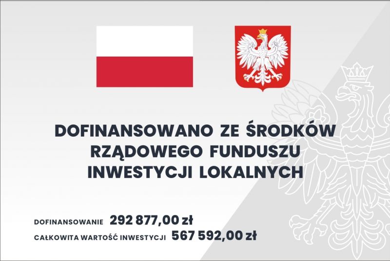 Boisko przy ZSP nr1 z oświetleniem w Łowiczu